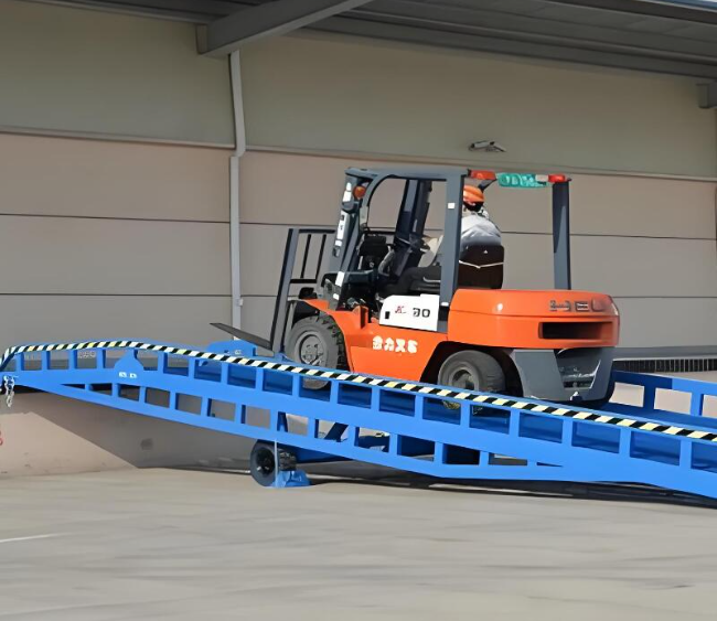 宁夏移动式卸货平台（叉车用）
